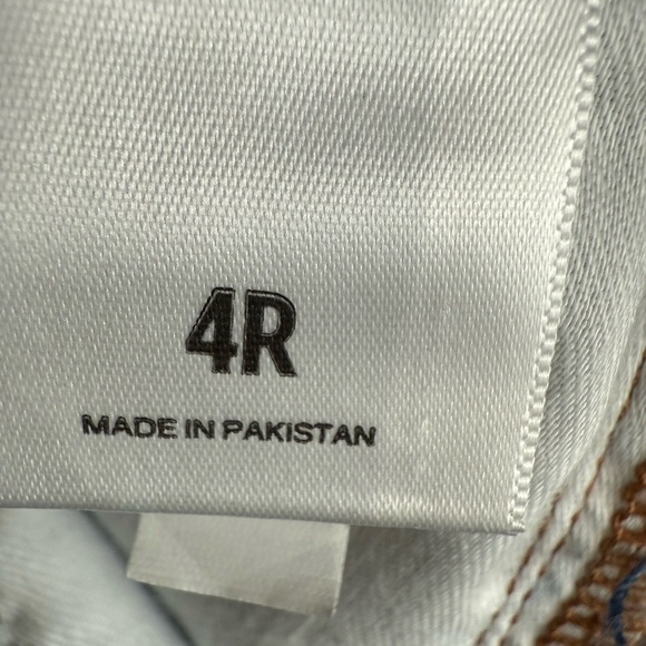 Express Women’s Mom Jean Super High Rise Dark Wash Relaxed Sz 4R - Picture 6 of 8